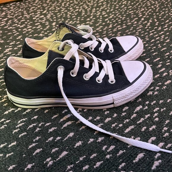 Low-top All Star Converse - Picture 3 of 5